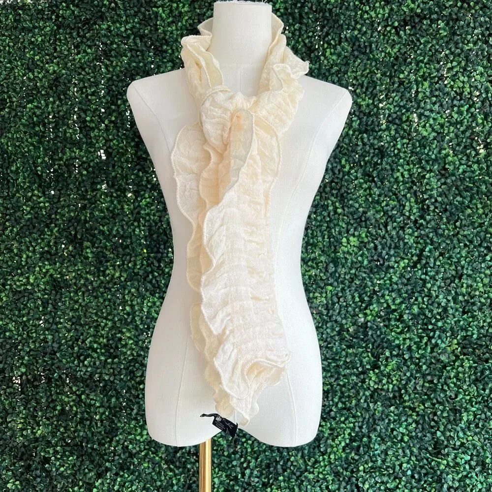 Claudia Nichole Cream Ruched Ruffle Wool Cashmere Lycra Langenlook Neck Scarf